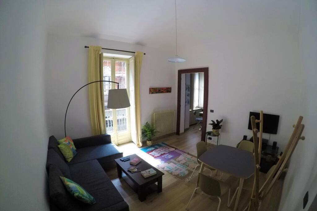 A casa di Garibaldi Apartment Turin Bagian luar foto
